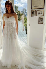 Chic Garden Spaghetti Straps A-Line Lace Bridal Gowns
