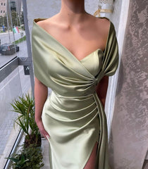 Chic Portrait A Line Satin Prom Dresses with Ruffles