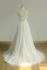 Chic Sweetheart Lace Wedding Dress | White Tulle Ruffles Bridal Gowns
