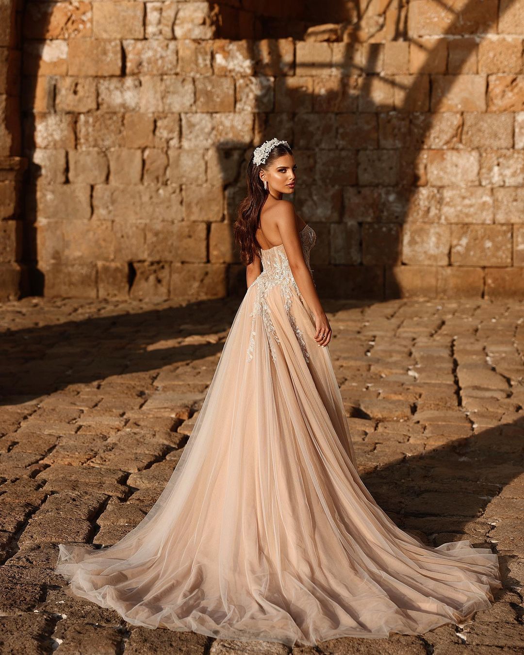 Chic Sweetheart Long Glitter Lace Beach Bridal Dress With Split