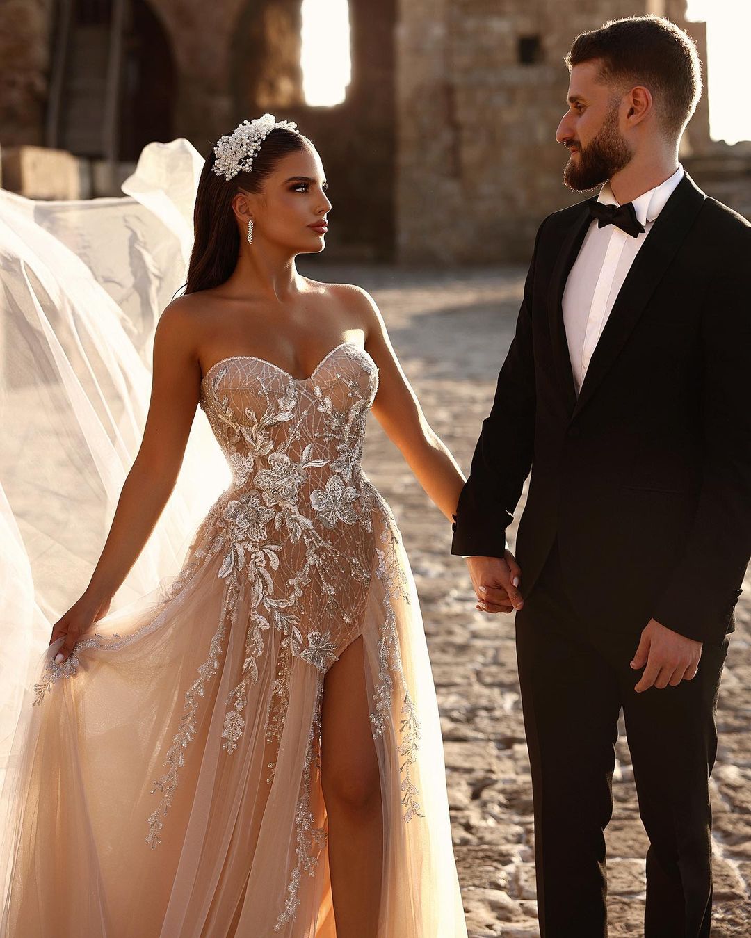Chic Sweetheart Long Glitter Lace Beach Bridal Dress With Split
