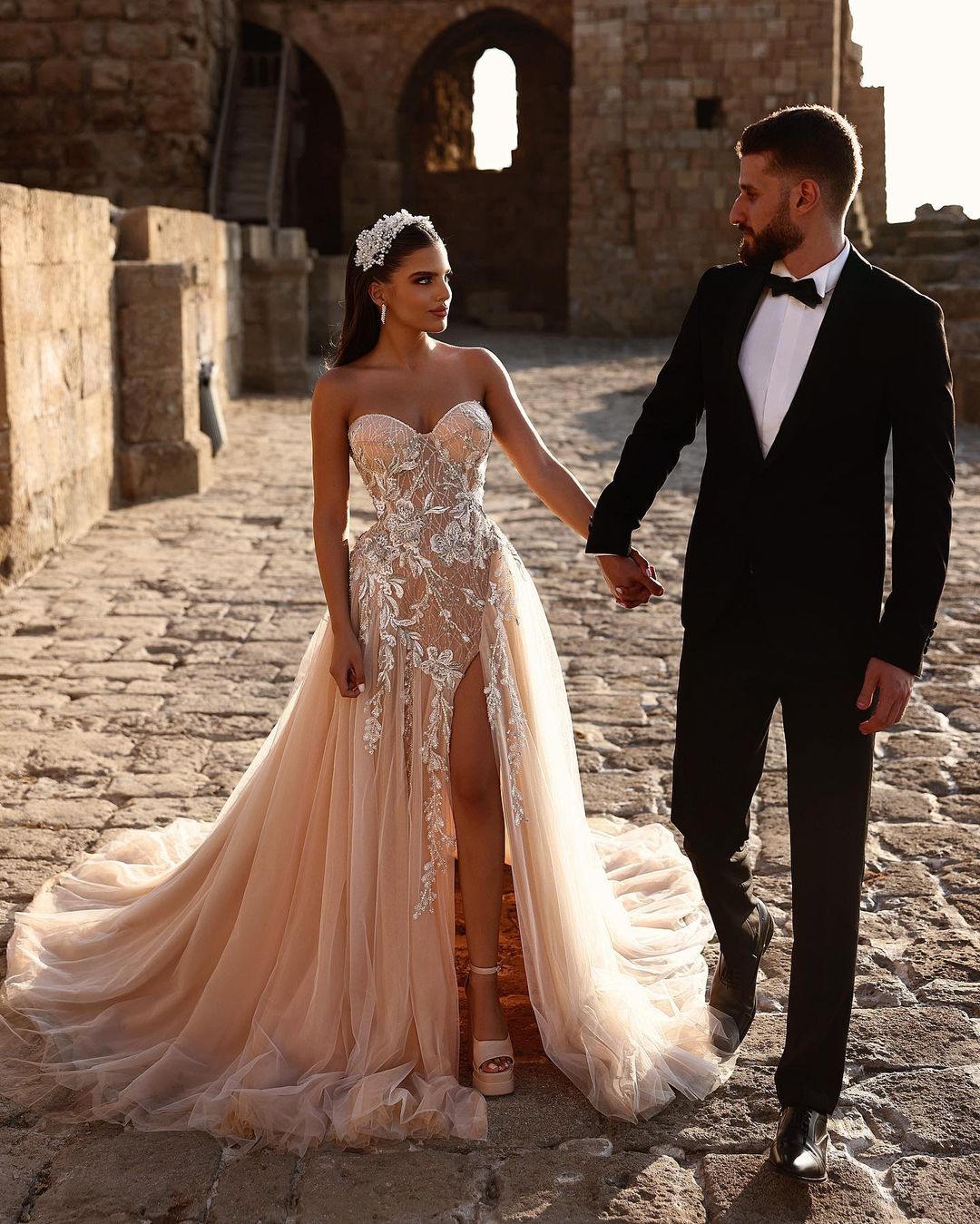 Chic Sweetheart Long Glitter Lace Beach Bridal Dress With Split