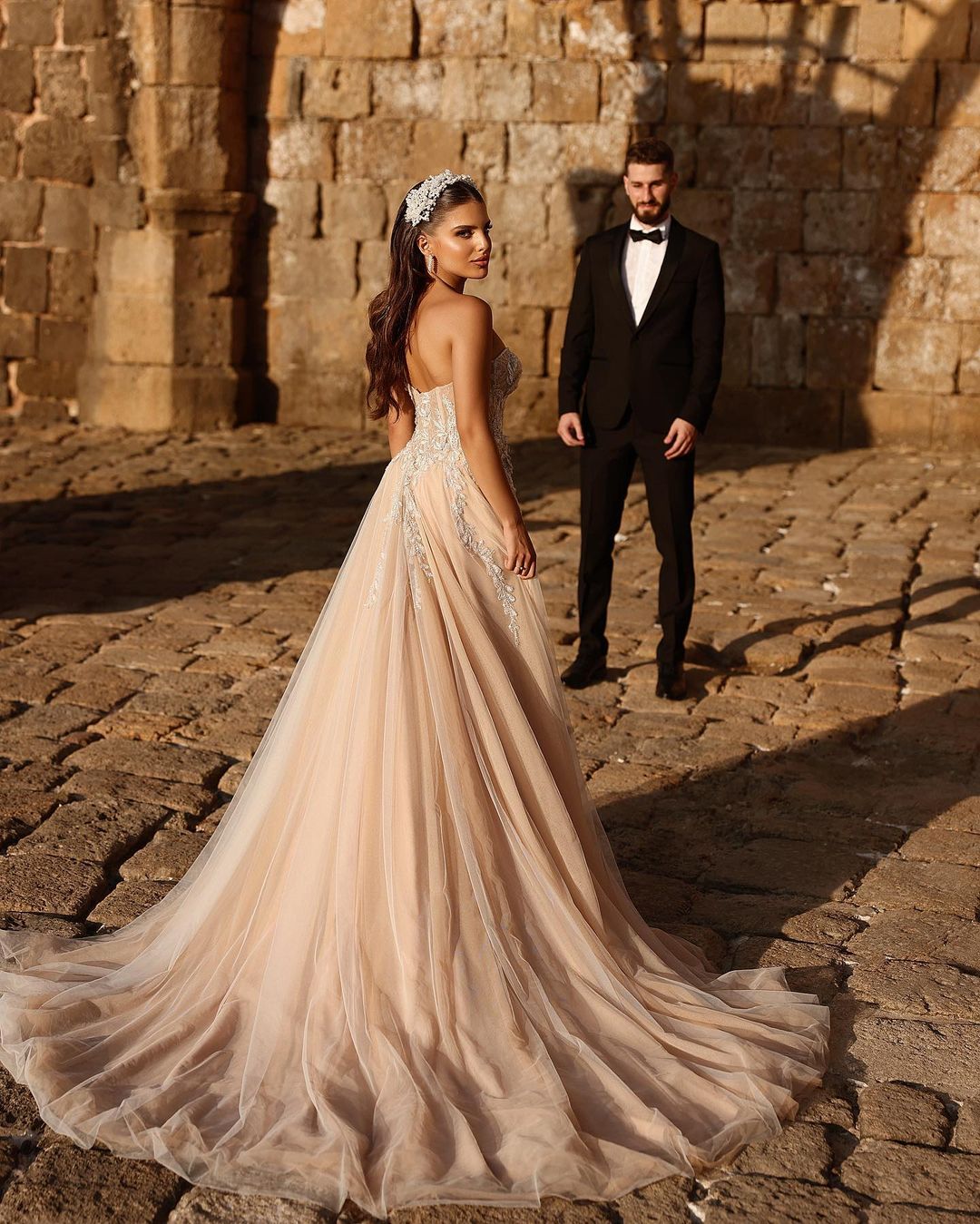 Chic Sweetheart Long Glitter Lace Beach Bridal Dress With Split