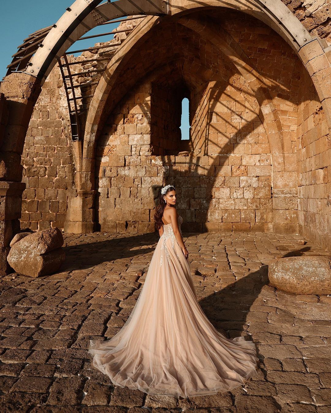 Chic Sweetheart Long Glitter Lace Beach Bridal Dress With Split