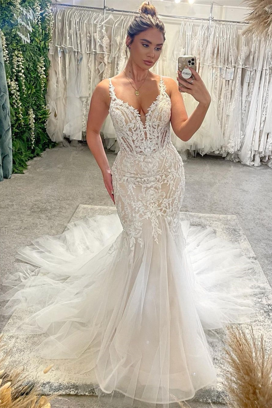 Chic V-Neck Spaghetti Straps Sleeveless Mermaid Bridal Dress
