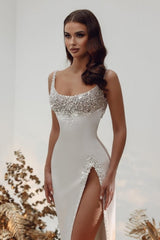 Chraming square sleeveless satin Bridal Dress with pearls