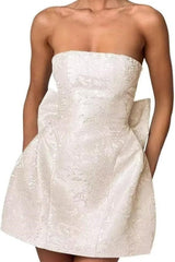 Classic Sleeveless Pleats Satin Short Homecoming Dress with Bow