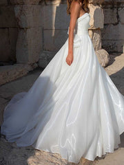 Country Plus Size A-Line Wedding Dress Sweetheart Sleeveless Bridal Gowns with Sweep Train