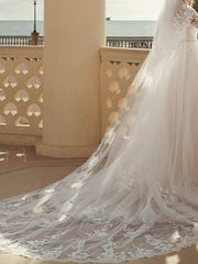 Country Plus Size A-Line Wedding Dress V-neck Lace Tulle 3/4 Sleeve Bridal Gowns with Sweep Train