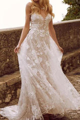 Country Plus Size A-Line Wedding Dress V-neck Lace Tulle Sleeveless Sexy See-Through Bridal Gowns with Sweep Train