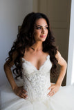 Crystal Sweetheart Lace Wedding Dress Tiered Strapless Tulle Bridal Gowns