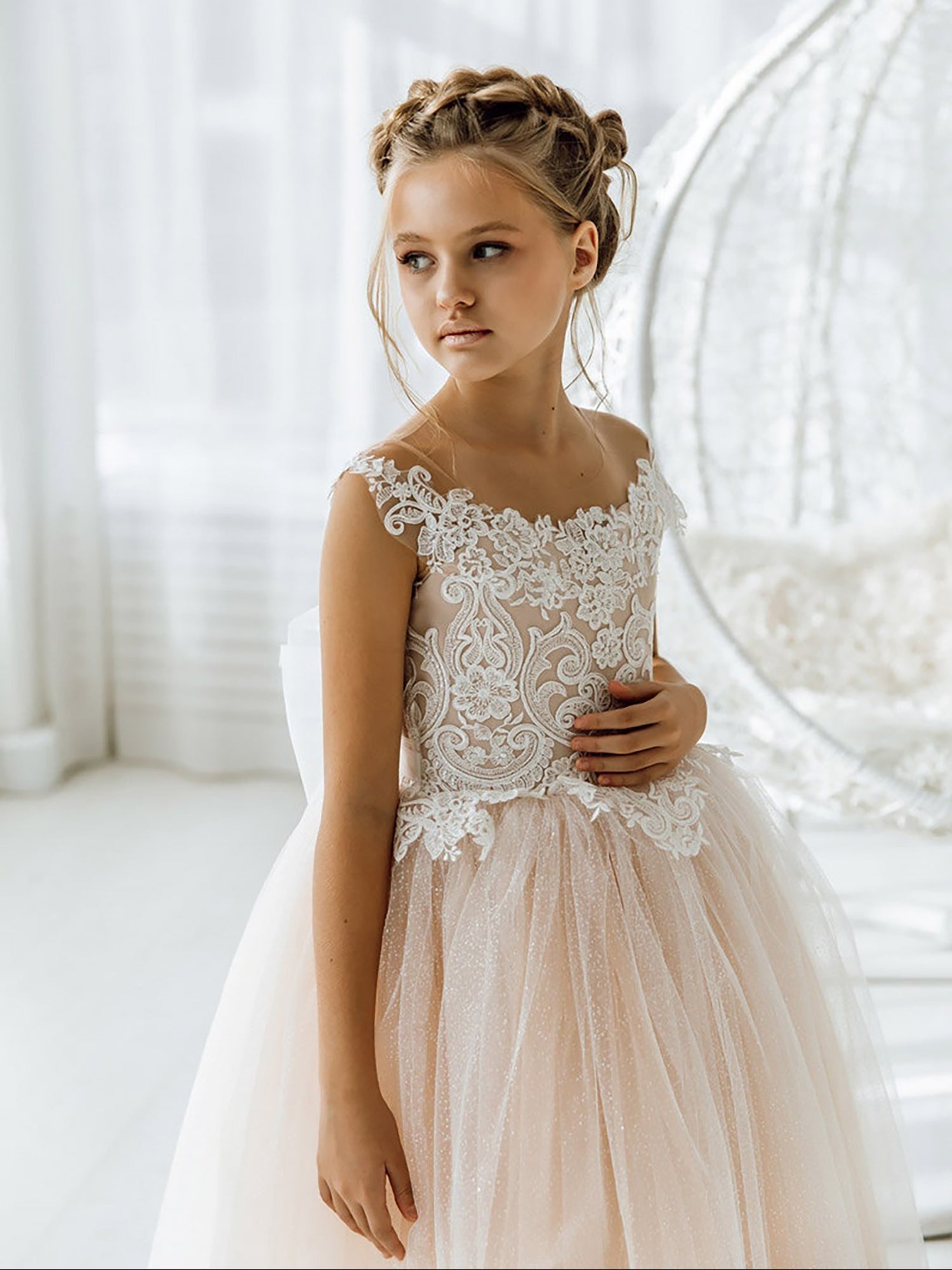 Cute Sleeveless Floral Lace Champagne Flower Girl Dress Cute Sleeveless Floral Lace Champagne Flower Girl Dress