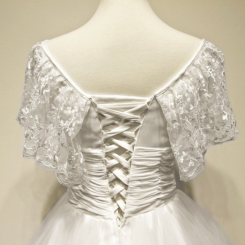 Cute White V-Neck Lace Short Bridal Dresses Lace-up Tulle Simple Tiered Mini Wedding Gown