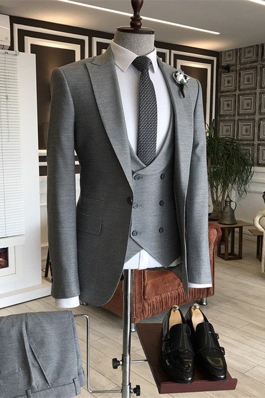 Dark Gray Three Piece Peaked Lapel Business Suit