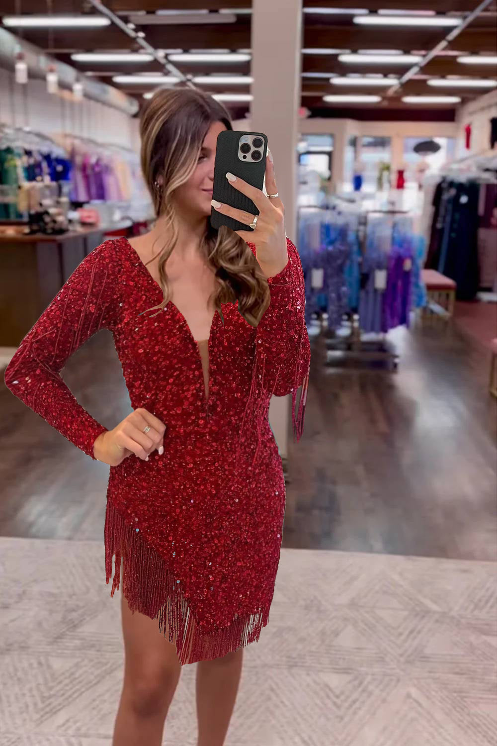 Dark Red Homecoming Dresses Sequined Long Sleeves Tight Short Cocktail Dresses with Fringes