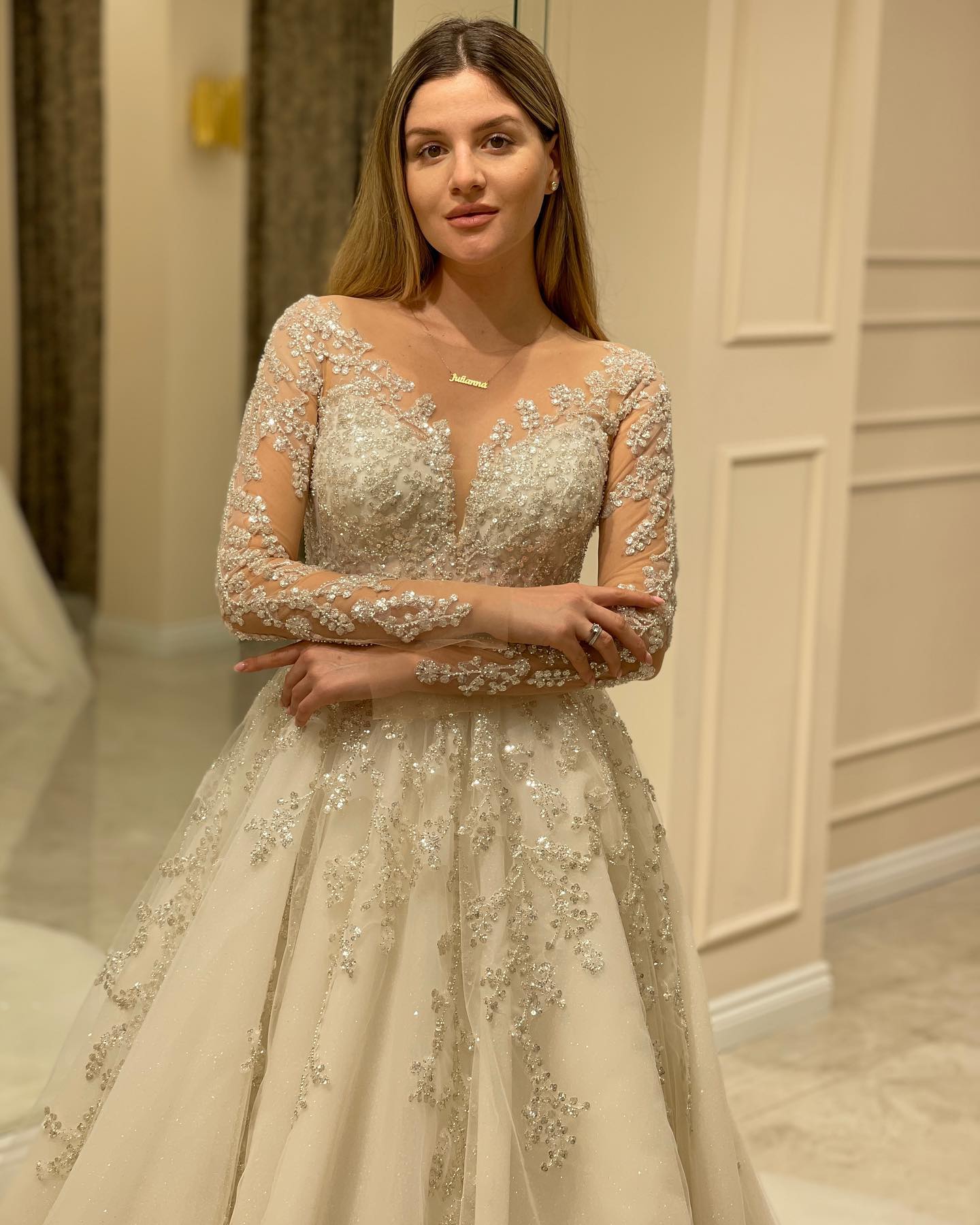 Designer A-Line Long Sleeves Wedding Dresses With Lace