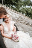 Designer A-Line V-neck Sleeveless Wedding Dresses With Lace