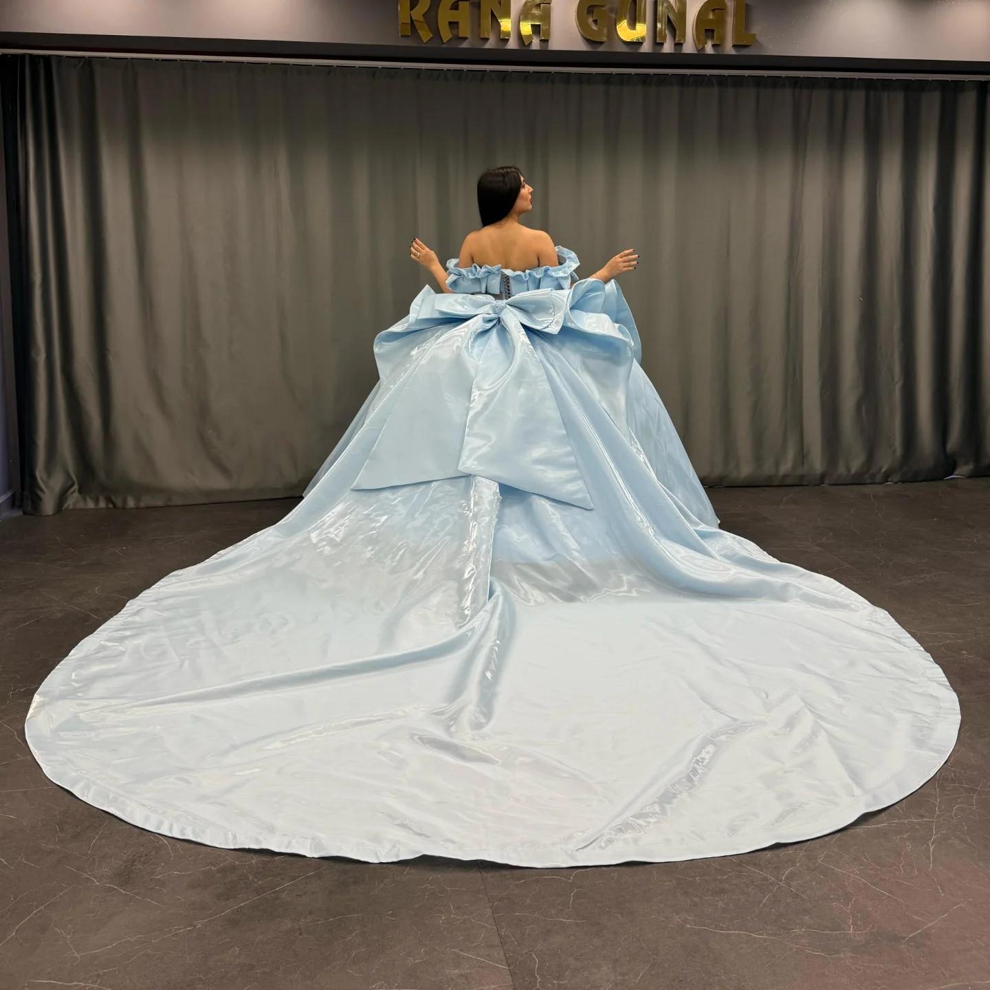 Elegant Ball Gown Off Shoulder Sleeveless Beaded Sequins Appliques Pleated Big Bow Knot Baby Blue Satin Quinceanera Dress Birthday Party Dress For