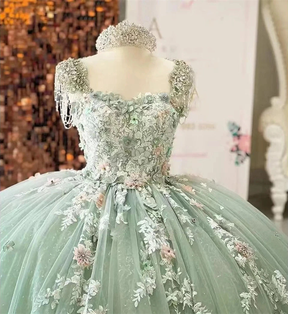 Elegant Ball Gown Strapless 3D Flowers Appliques Sweep Train Mint Green Tulle Princess Gown Quinceanera Dress For Sweet 16