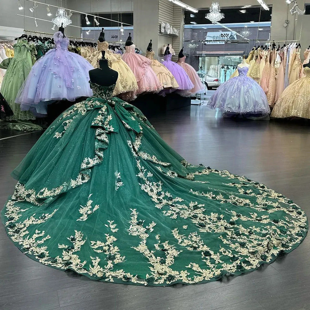 Elegant Ball Gown Strapless Bow Knot 3D Flowers Gold Appliques Merald Green Tulle Quinceanera Dress For Sweet 16