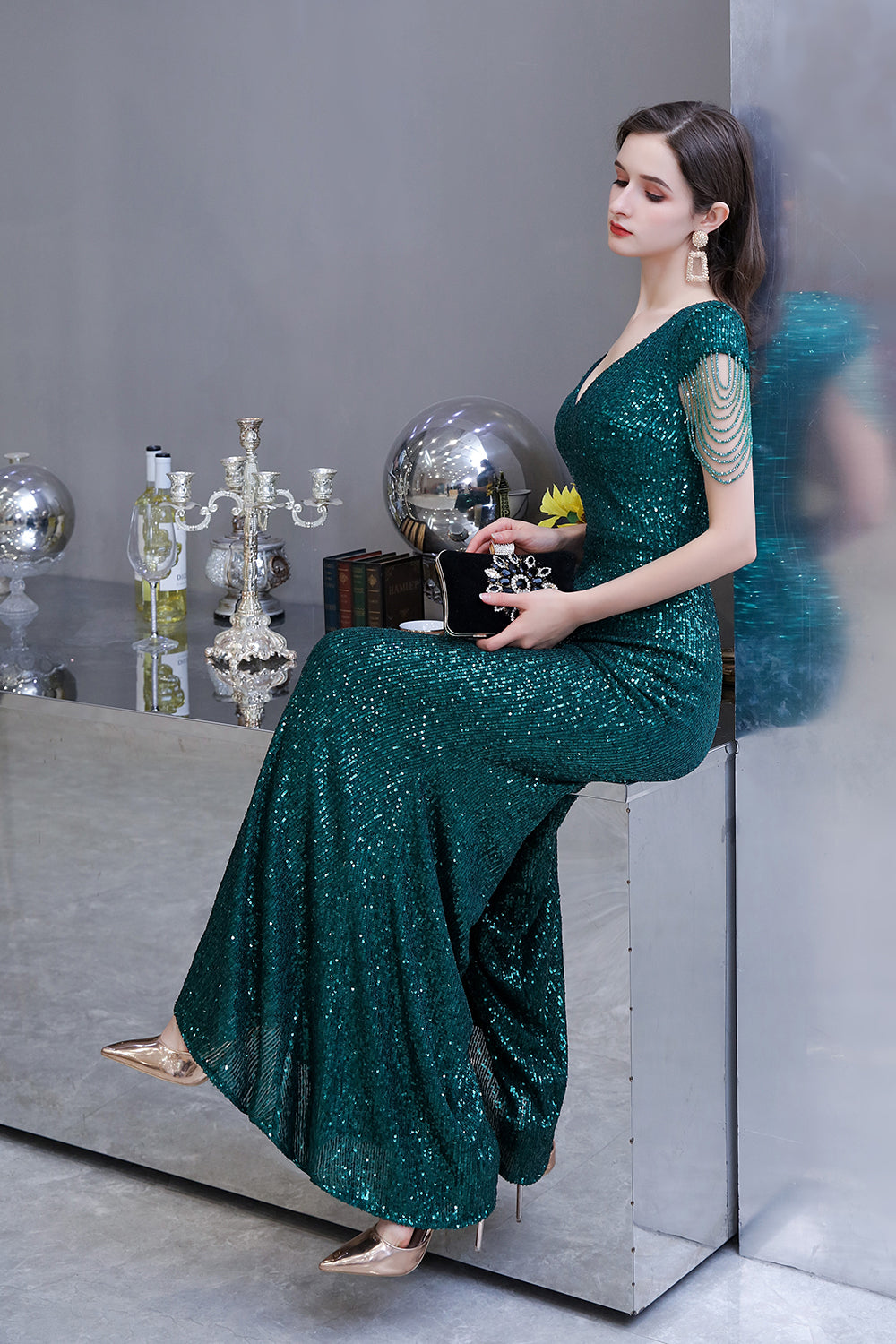 Elegant Cap Sleeve Green Prom Dress | Sequins Long Evening Gowns
