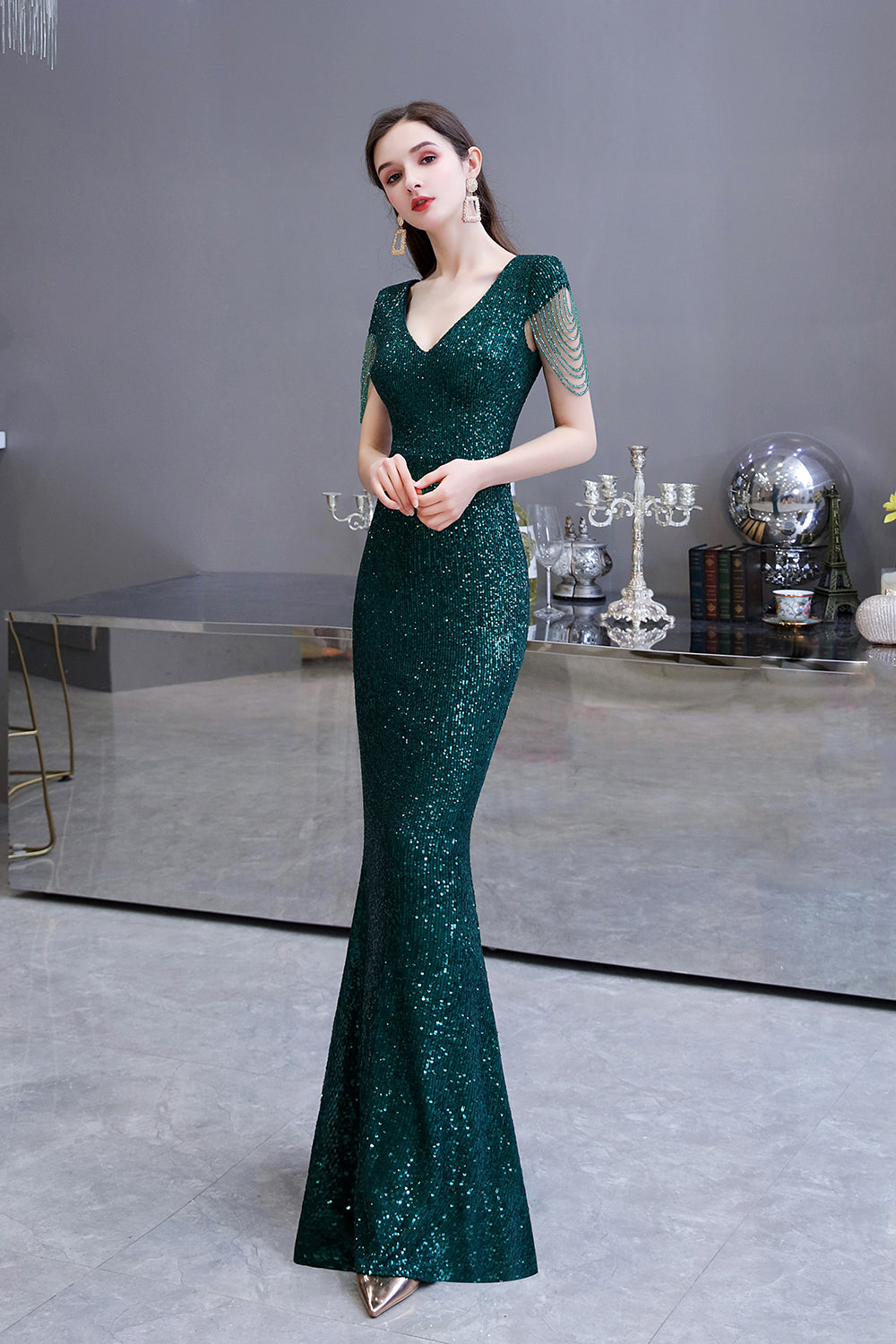 Elegant Cap Sleeve Green Prom Dress | Sequins Long Evening Gowns