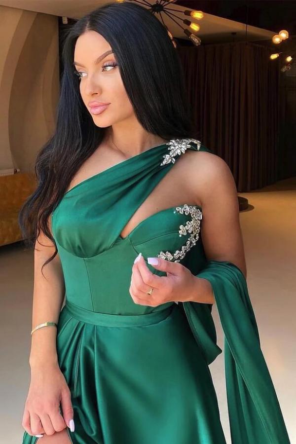 Elegant Green One Shoulder A-line Prom Dress With Beads