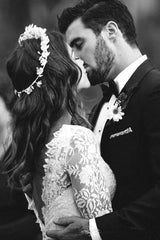 Elegant Lace Long Sleeve Wedding Gowns Latest V-Neck Open Back Bridal Dresses