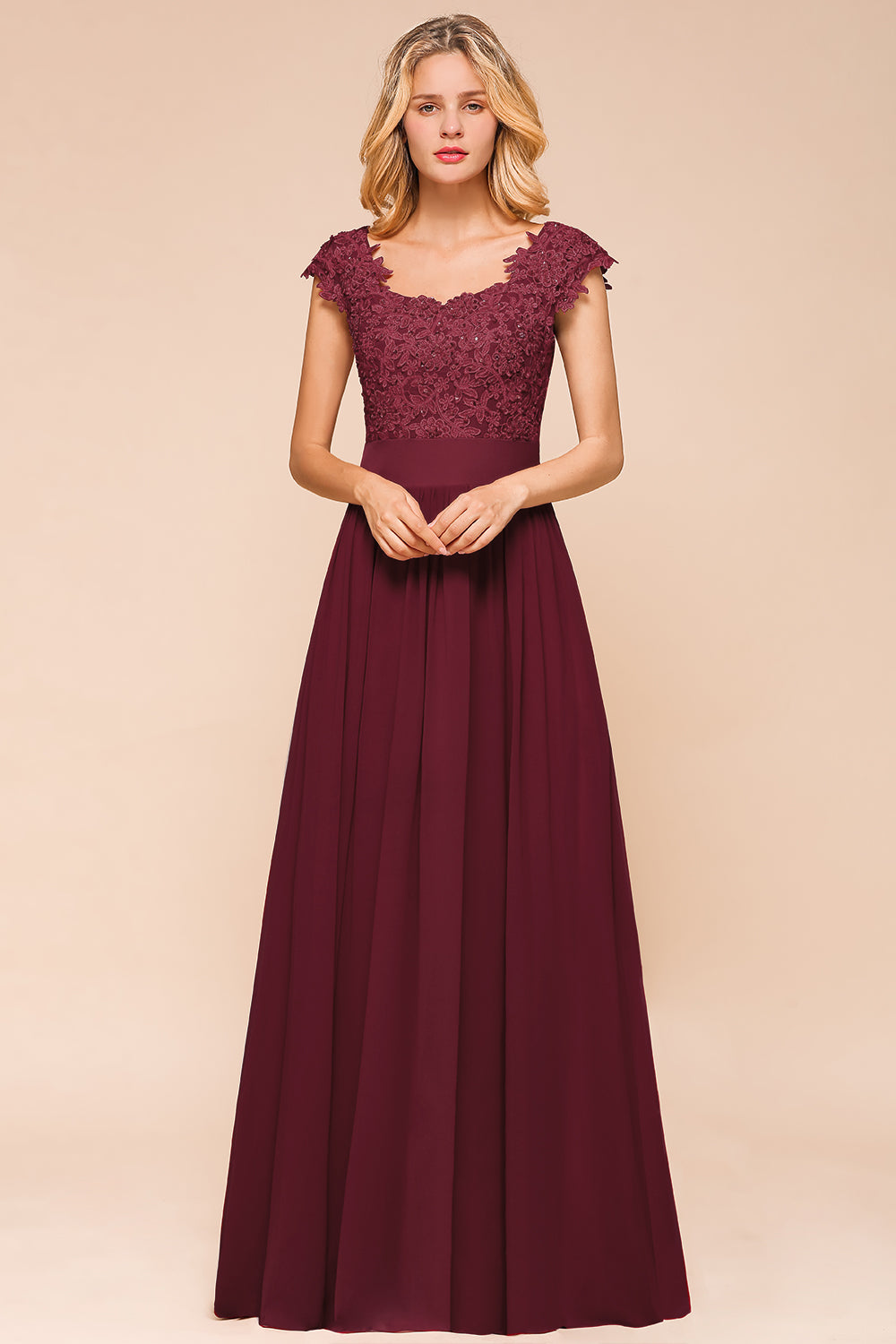 Elegant Long Chiffon Prom Dress With Lace Appliques