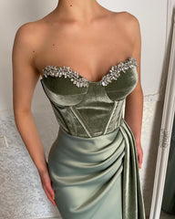 Elegant Long Green Strapless Velvet Prom Dresses With Split