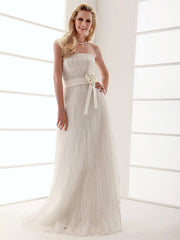 Elegant Sheath Wedding Dresses Strapless Organza Sleeveless Bridal Gowns On Sale