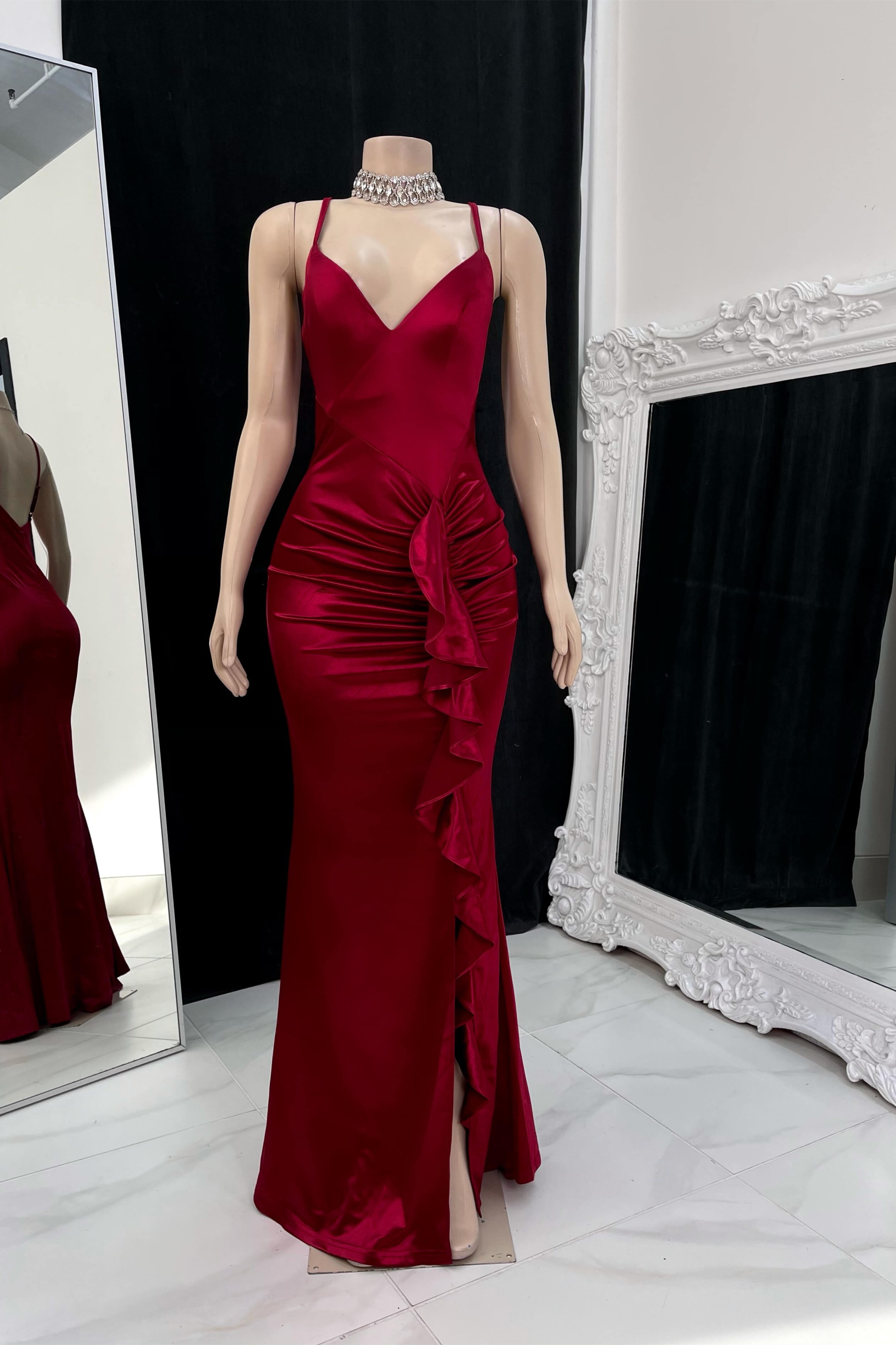Elegant Spaghetti Strap V-neck Backless Mermaid Prom Dress