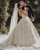 Elegant Sweetheart Sleeveless A-line Bridal Dress