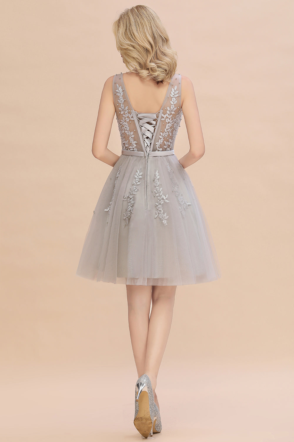 Elegant V-Neck Sleeveless Short Prom Dress | Mini Homecoming Dress With Lace Appliques