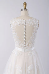 Elegant V-neck A-line Appliques Tulle Wedding Dress