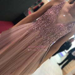 Elegant V-neck Crystal Prom Dress | Sleeveless Side-Slit Tulle A-line Evening Dress