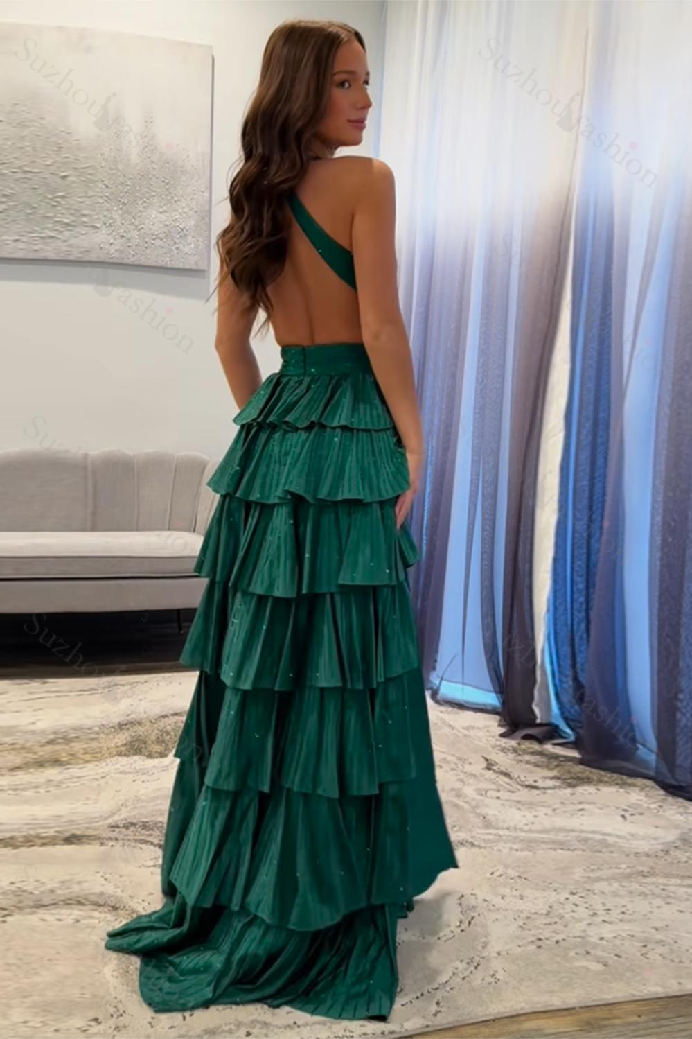 Suzhoufashion Emerald Green Prom Dress Tiered A-Line Halter Long Formal Dress With Slit Suzhoufashion Emerald Green Prom Dress Tiered A-Line Halter Long Formal Dress With Slit