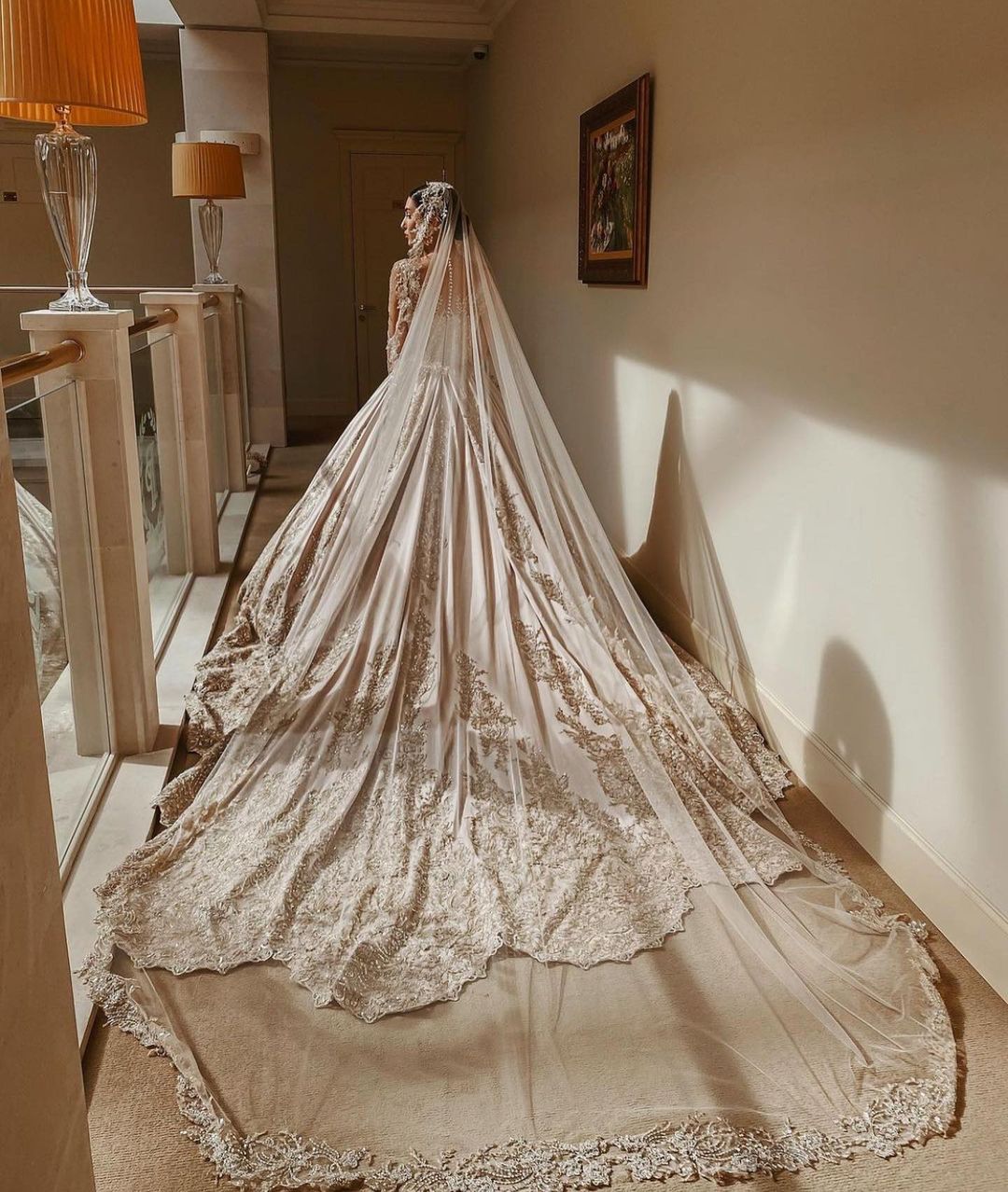 Empire V Neck Satin Lace Crystal Ruffles Ball Gown Wedding Dresses