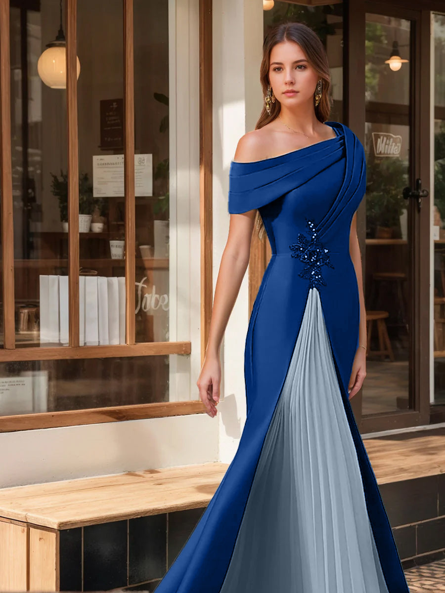 Evening Dress with Ruffles & Appliques in Trumpet Mermaid Style and Short One Shoulder Sleeves