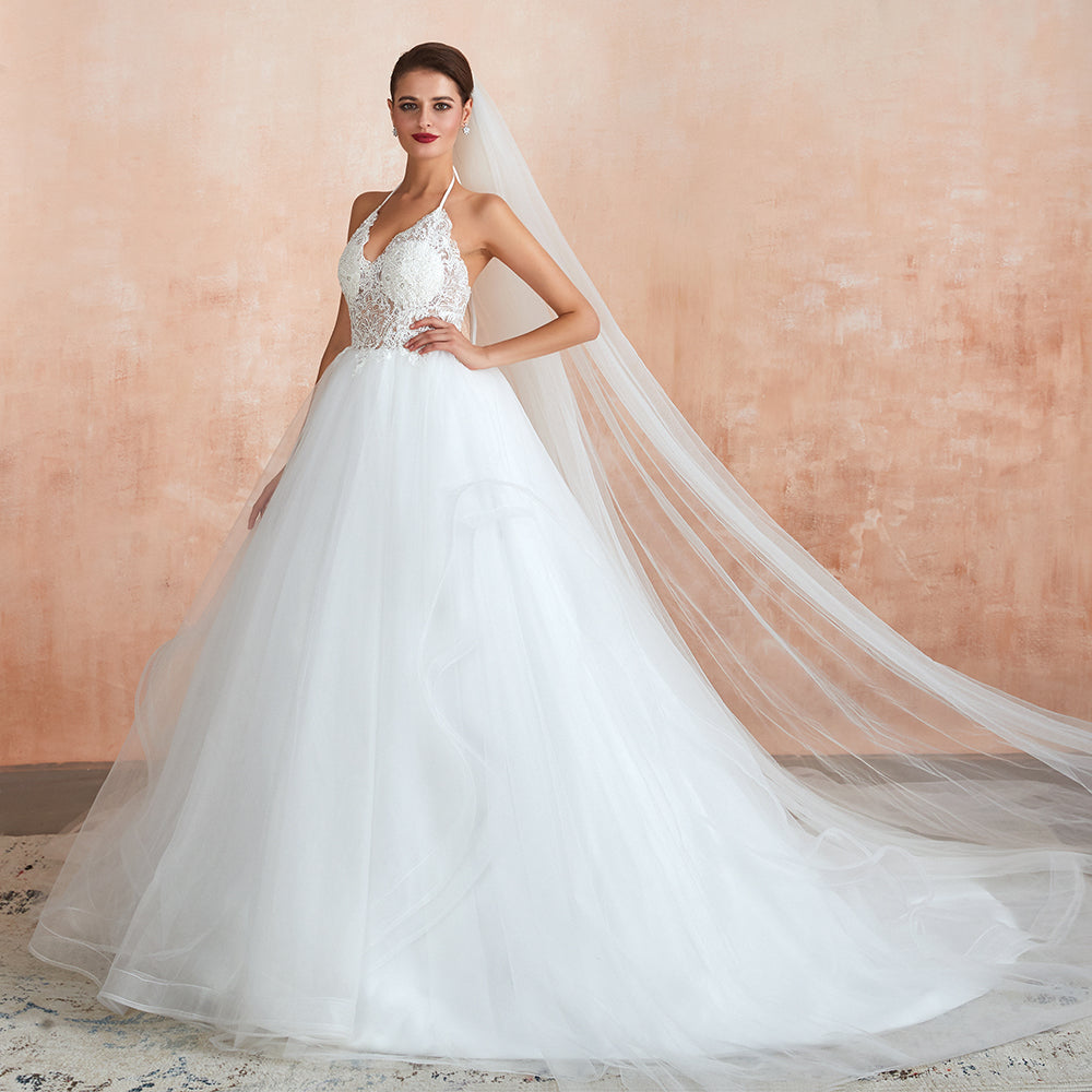 Exquisite Lace Halter Ball Gown White Wedding Dress with Open Back