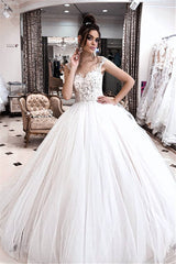 Exquisite Spaghetti-straps Lace Wedding Dresses | Appliques Puffy Tulle Princess Bridal Dresses