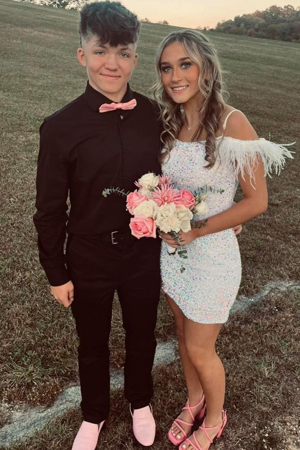 Feathered Black Homecoming Dresses Sequined Bodycon Prom Dress