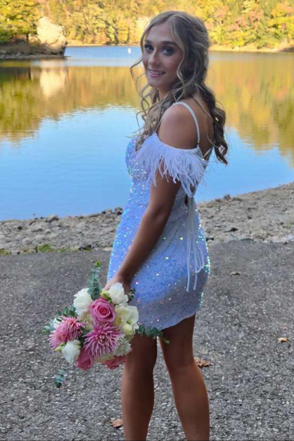 Feathered Black Homecoming Dresses Sequined Bodycon Prom Dress