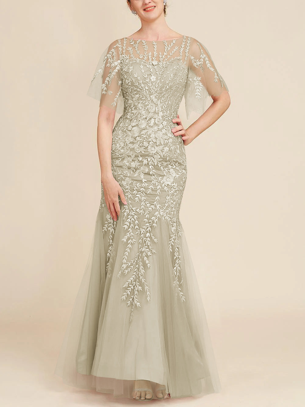 Floor-Length Mother of the Bride Lace Dresses with Trumpet/Mermaid Scoop Half Sleeves