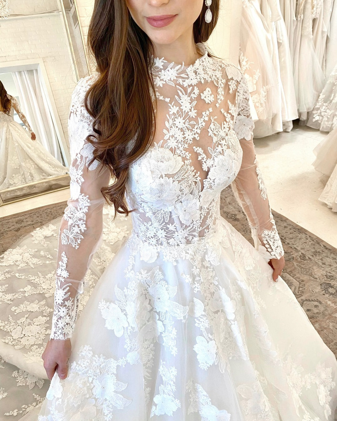 Floral Lace Aline Long Sleeves Floor-Length Wedding Dress