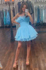 Fluffy Blue Homecoming Dresses A-Line Strapless Ruffled Short Cocktail Dresses