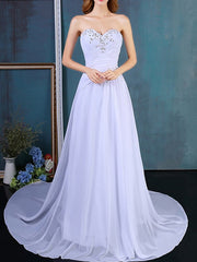 Formal A-Line Wedding Dress Strapless Tulle Strapless Plus Size Bridal Gowns Sweep Train