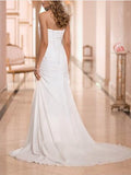 Formal Plus Size Sheath Wedding Dresses Strapless Bridal Gowns Tulle Strapless Bridal Gowns with Sweep Train