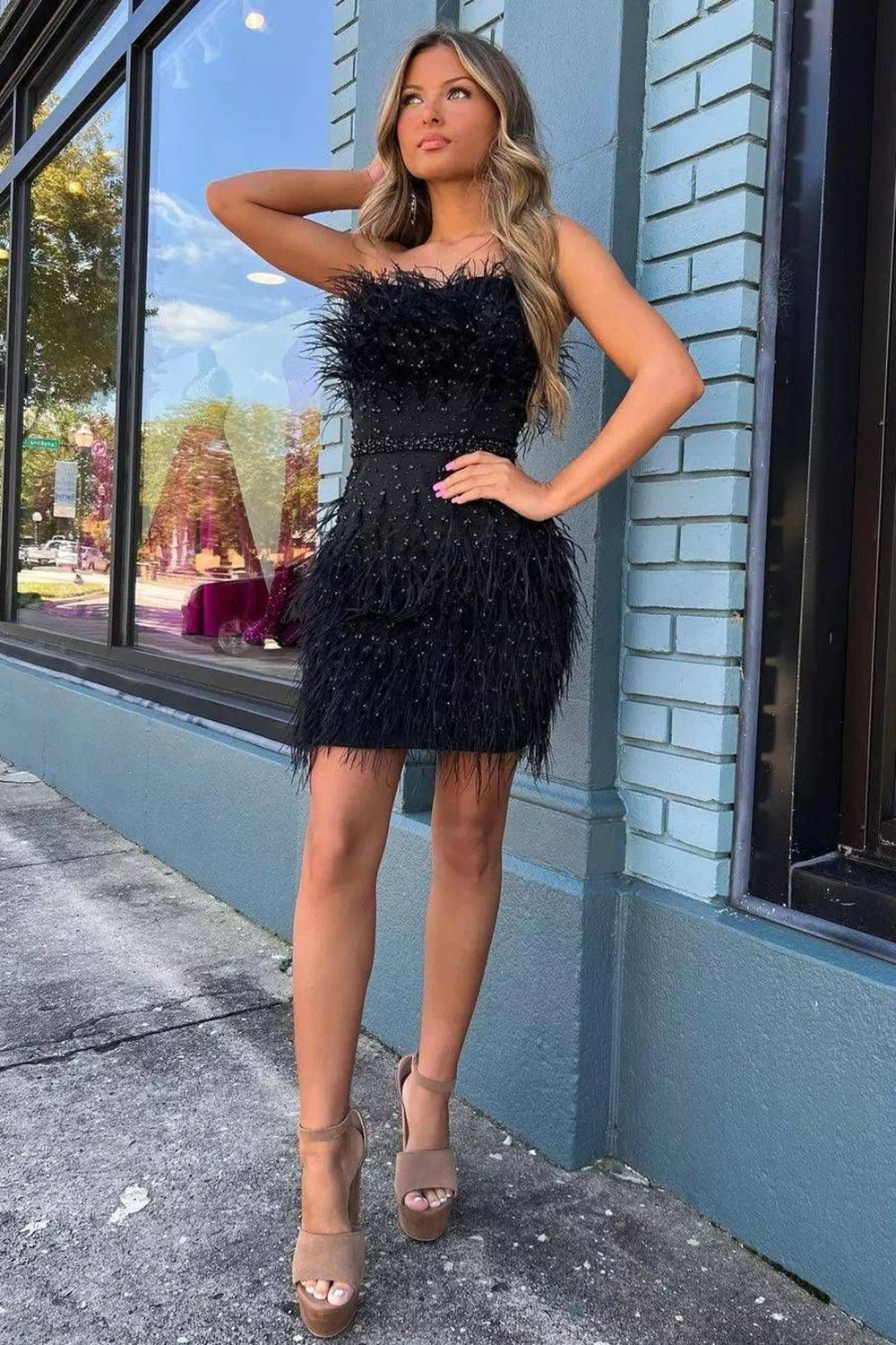 Fuchsia Homecoming Dresses Beaded Tight Short Cocktail Dresses with Feathers