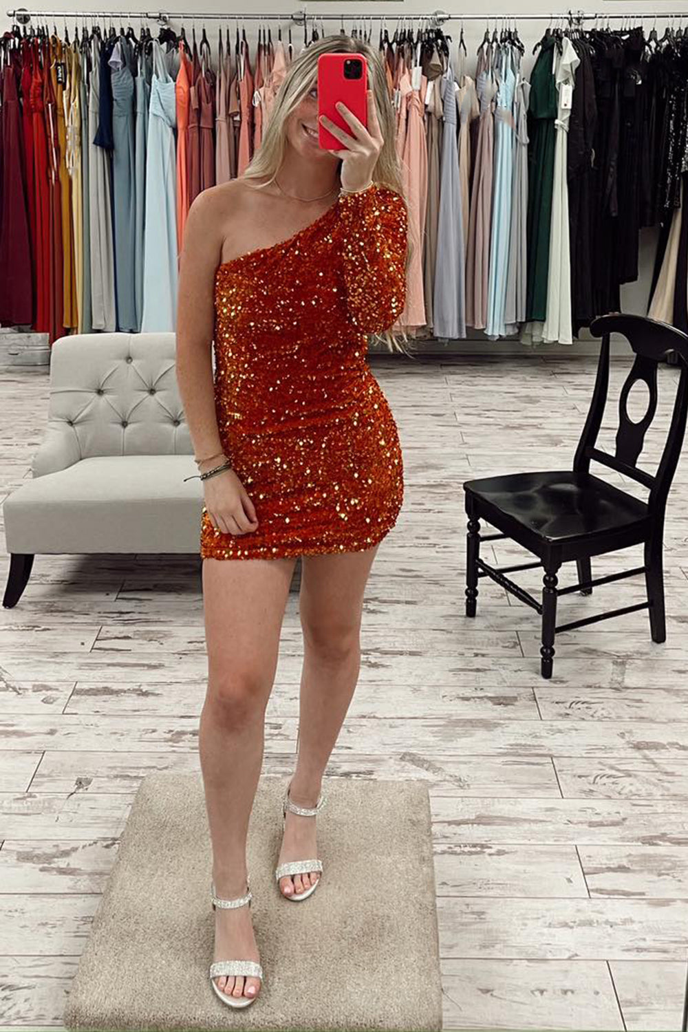 Fuchsia Homecoming Dresses One Shoulder One Sleeves Tight Short Sequin Prom Dress